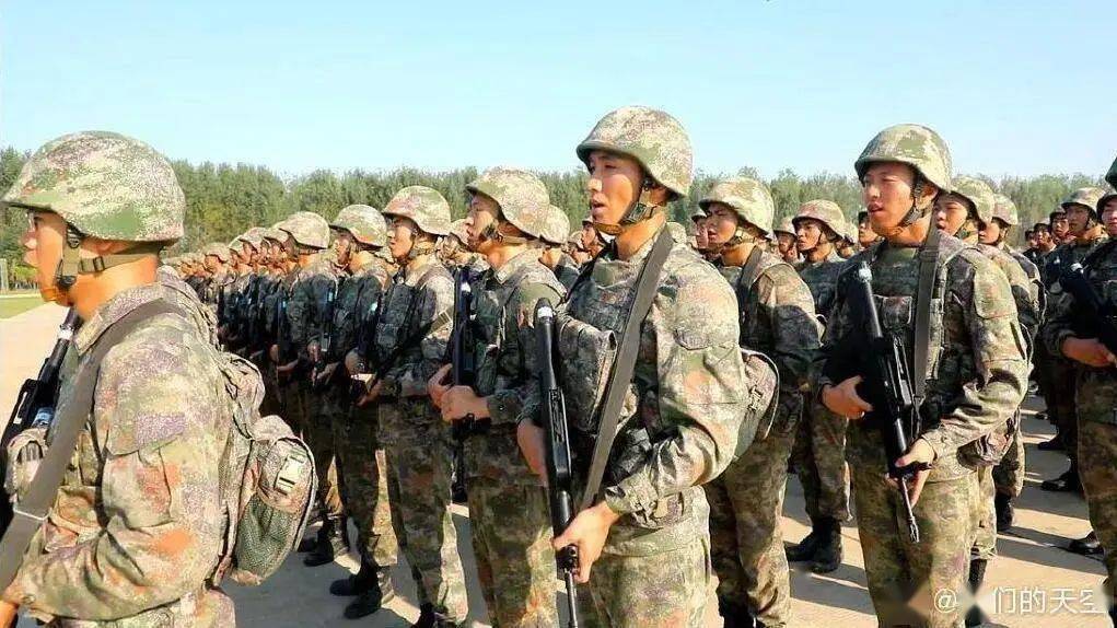 精讀：圍繞“我國有多少空降兵”的深度解析：規(guī)模、實力與發(fā)展趨勢