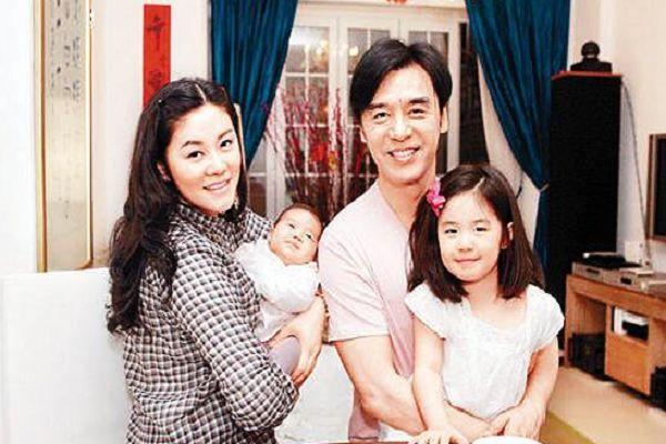 鐘鎮(zhèn)濤究竟有幾個(gè)孩子？深度解析其子女構(gòu)成與家庭全貌
