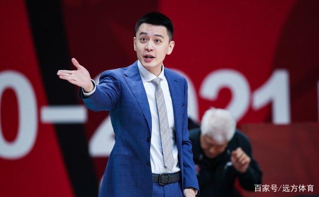 深度解析楊鳴西裝圖片：探尋其穿搭秘籍與紳士魅力全攻略