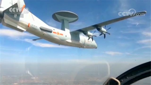 深度解析空警200和運(yùn)8：中國空軍的空中之眼與多能平臺