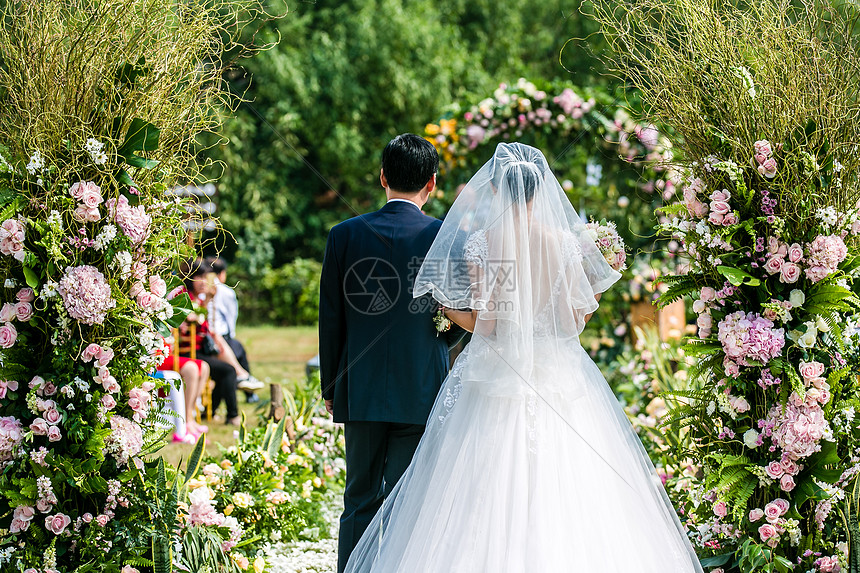 婚紗照圖片高清全攻略：如何拍出與保存永恒的愛情瞬間？