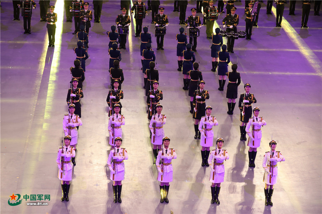 逐夢之旅：揭秘中國人民解放軍儀仗隊(duì)女兵要求的幕后故事與挑戰(zhàn)
