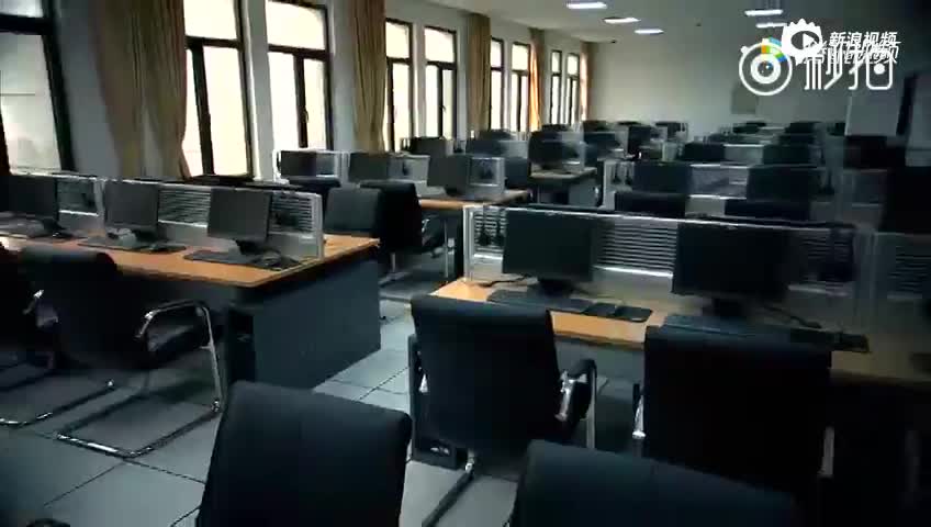 夢境與現(xiàn)實的交織：探尋中國人民武裝警察部隊警官學(xué)校的“秘密”對話