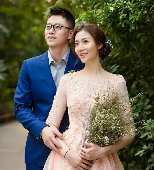 深度解析:女排白金一代魏秋月——奧運冠軍之路與傳奇貢獻(xiàn)