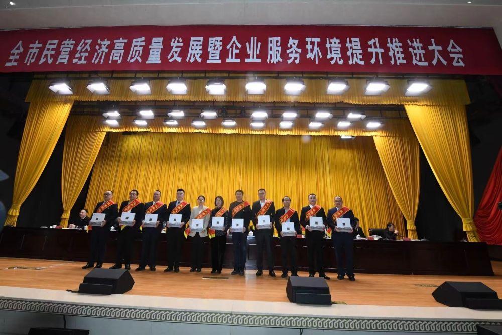 新澳全年免費資料大全，探索與收獲，新澳全年免費資料大全，探索之旅與收獲的時刻