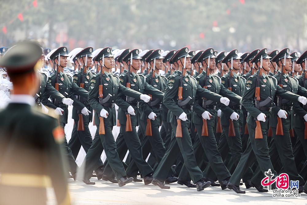 2019年閱兵陸軍方隊深度解析:方陣風采與陸軍現(xiàn)代化建設亮點