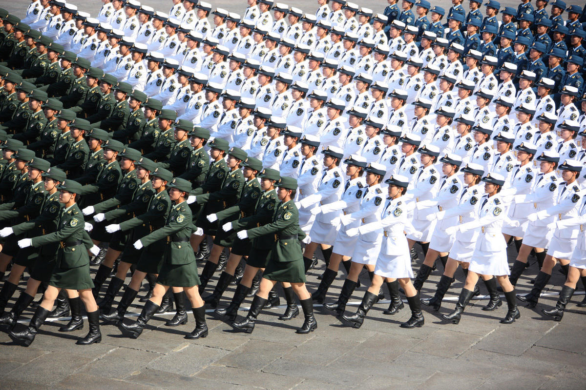 三軍儀仗隊老照片：穿越歷史的影像，記錄時代精神的深度解析